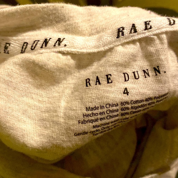 🌻5 for $15🏷️ Toddler Boys Rae Dunn Sunday Funday Football T-Shirt Sz 4 Tee - Picture 2 of 3